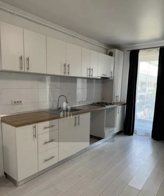 Garsoniera /metalurgiei etaj 2 iNCALZIRE pardoseala