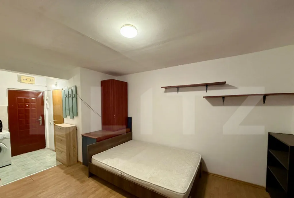 Apartament 3 camere 65 mp zona aem
