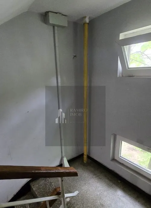 Apartament 3 camere Bd Ctin Brancoveanu /parcare