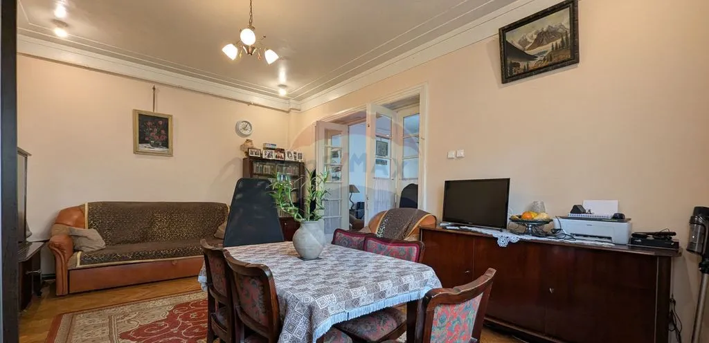 Vanzare Casa / Vila cu 11 camere in zona Iancului