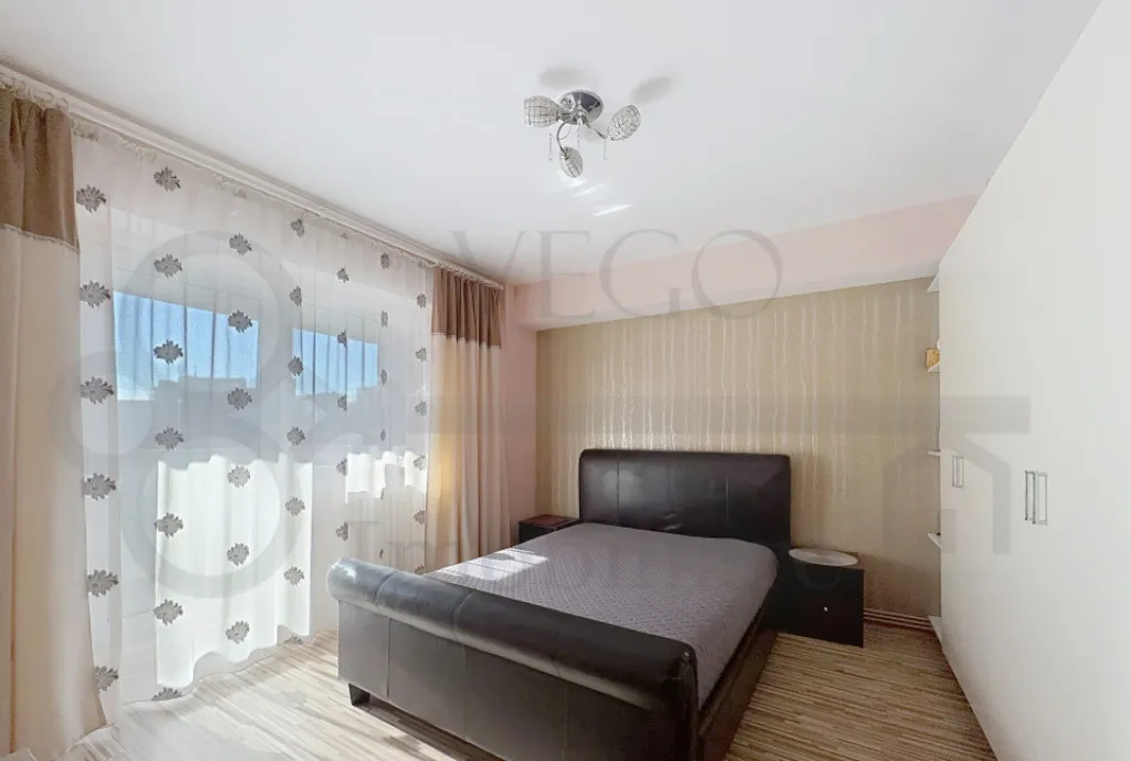 3 camere decomandat 75 mp 2 bai 2 balcoane omv Marasti