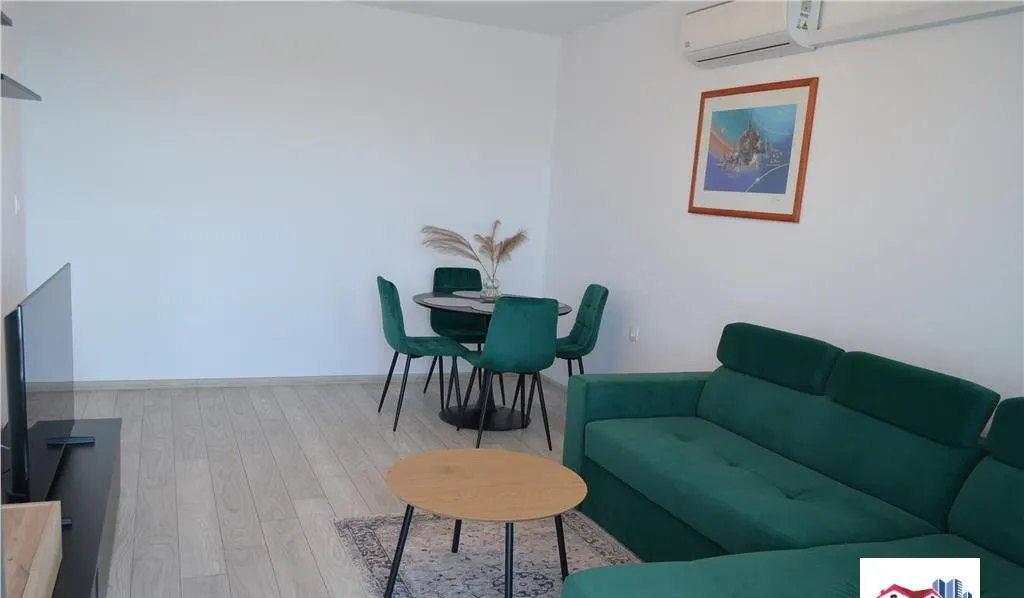 Ap 2 Camere Mobilat si Utilat cu Parcare Privata de Inchiri