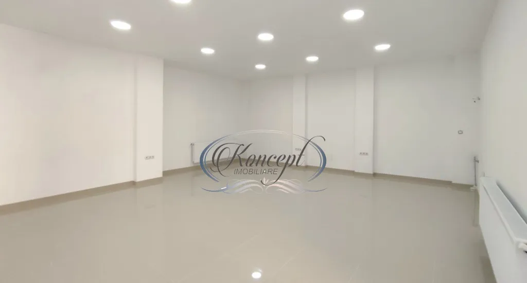 Spatiu servicii Ultracentral Str Eroilor