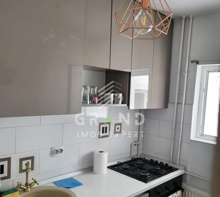 Garsoniera 30 mp decomandata moderna balcon inchis