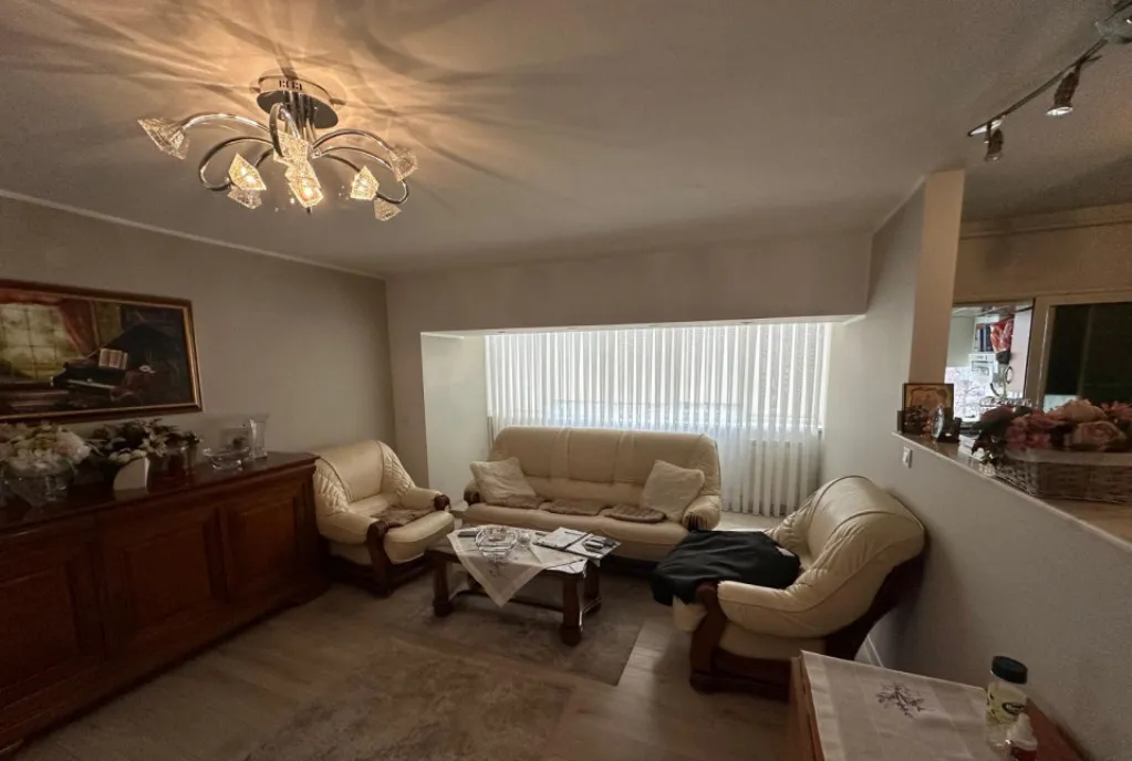 Apartament 3 camere vedere bilaterala - Zona Trocadero