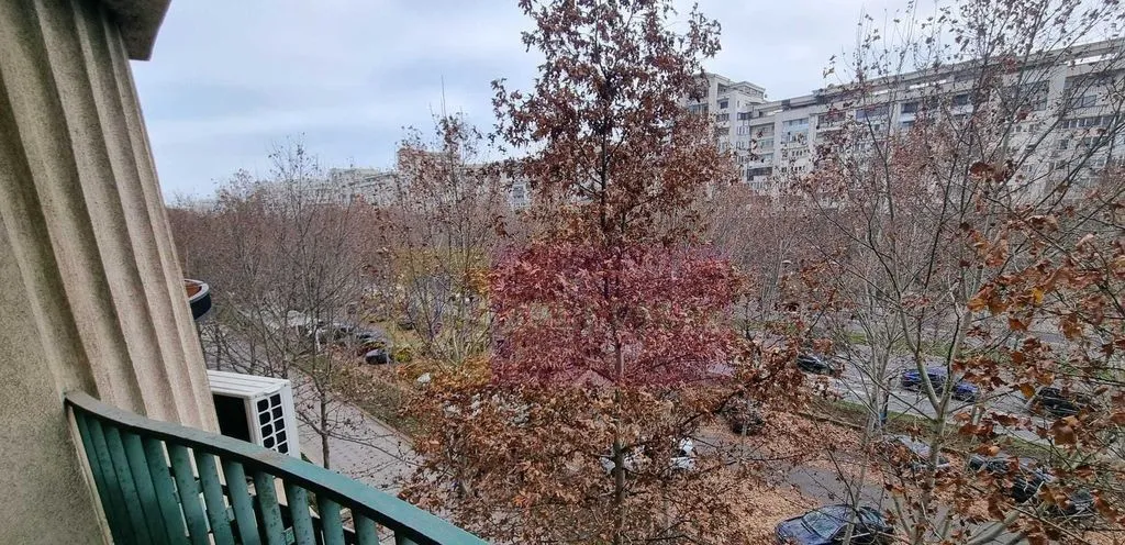 Vanzre apartament 2 camere decomandat Calea Vacaresti