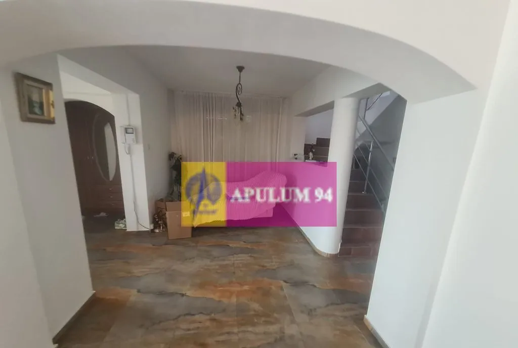 Vila de vanzare in Banesti