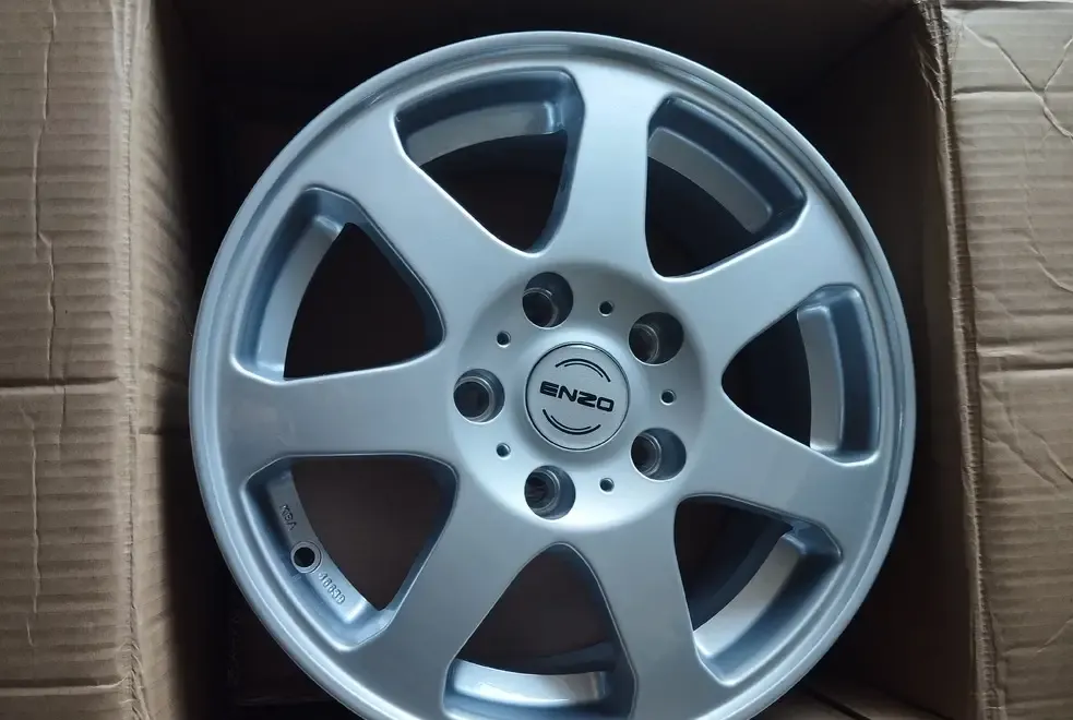 Jante aliaj 15 zoll noi Enzo gama Honda