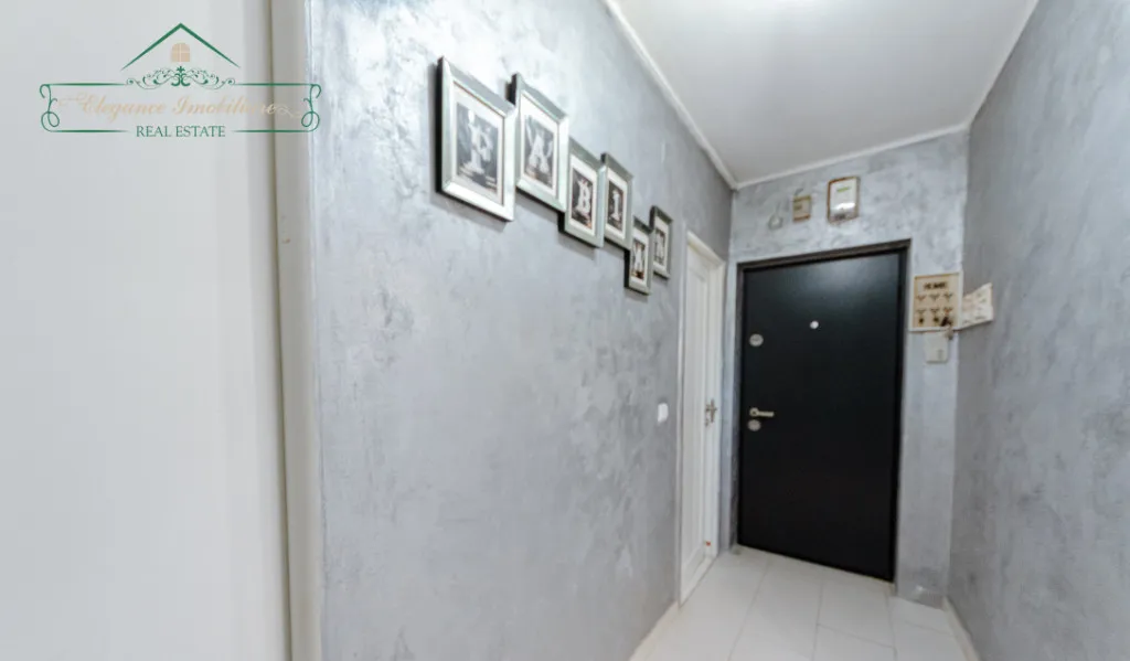 Apartament cu 3 camere zona Piata Mica Arad