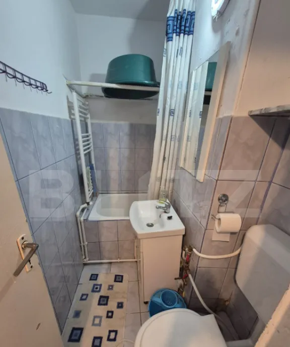 Apartament 2 camere vedere superba spre natura zona Maxx