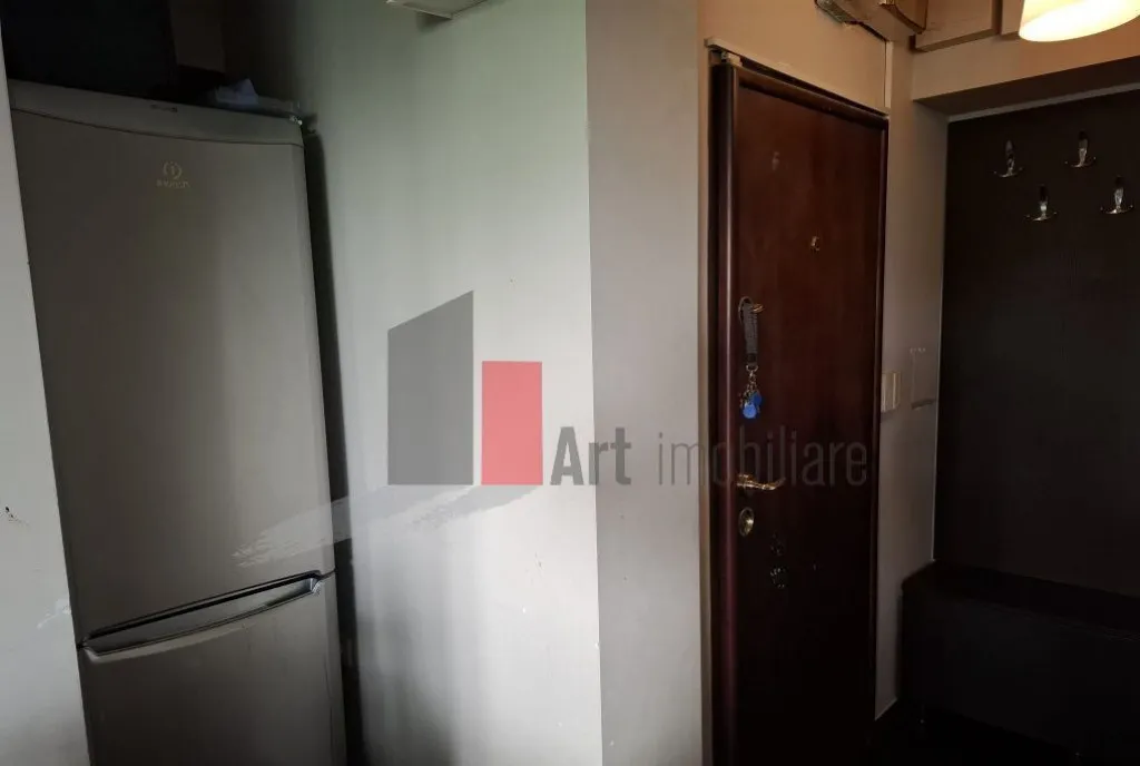 Vanzare apartament 3 camere Obregia