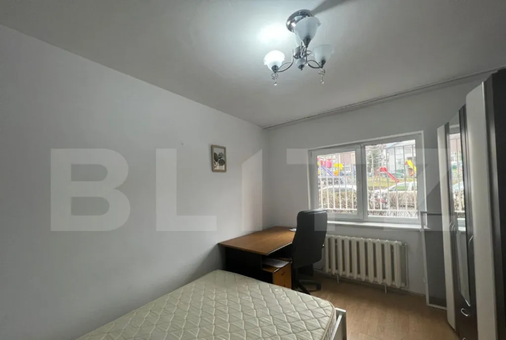 Apartament de 3 camere decomandat parcare zona Sigma