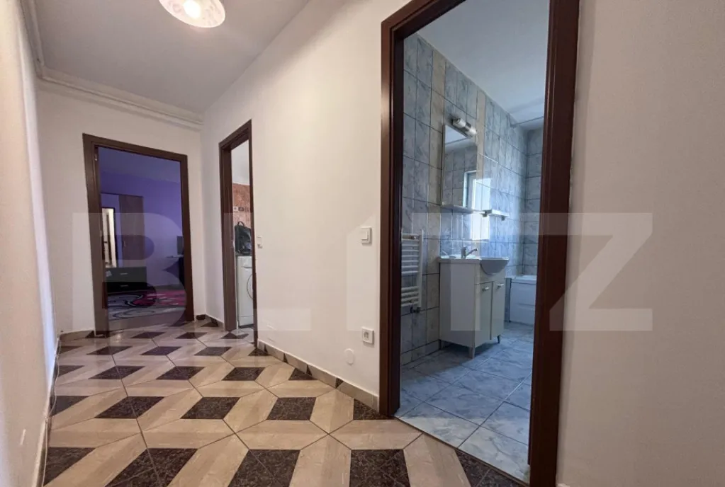 Apartament 1 camera 40 mp etaj intermediar zona Eroilor