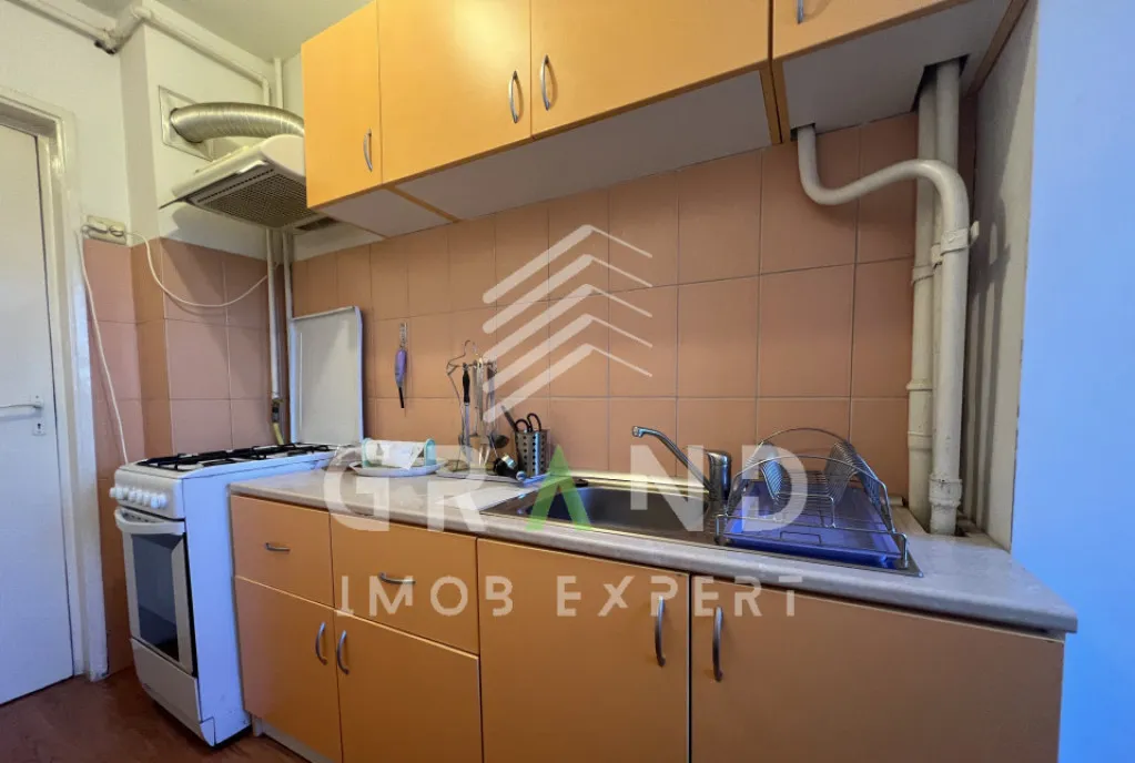 2 camere decomandat Parcare inclusa Zona Manastur-