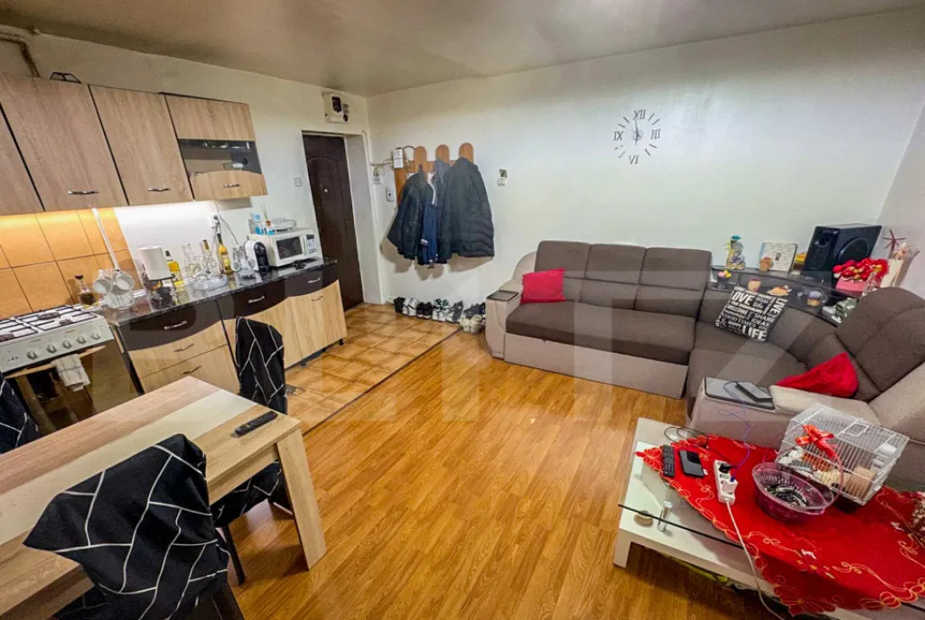 Apartament 3 camere decomandat