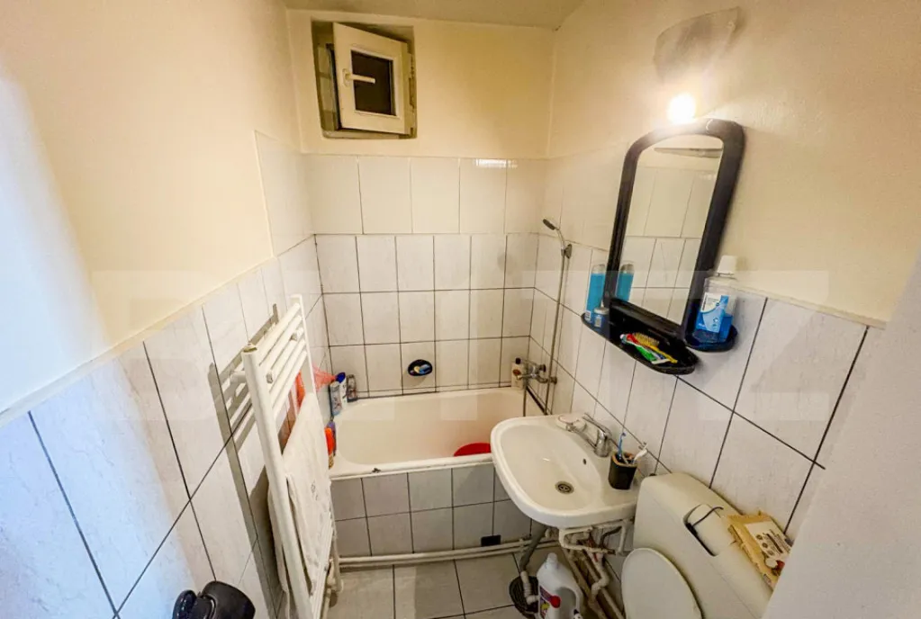 Apartament 3 camere decomandat