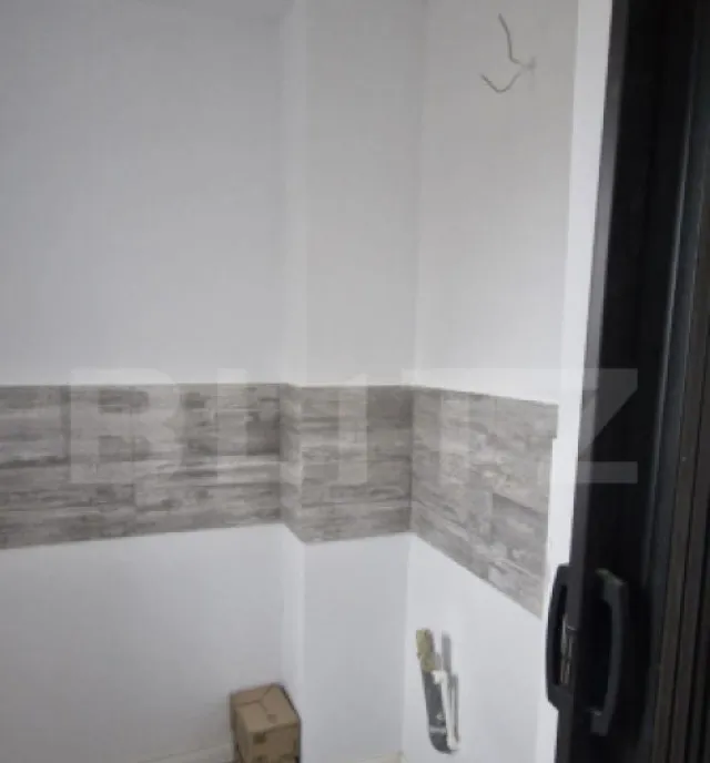 Casa 5 camere- spatiu liniste si tehnologie verde pent