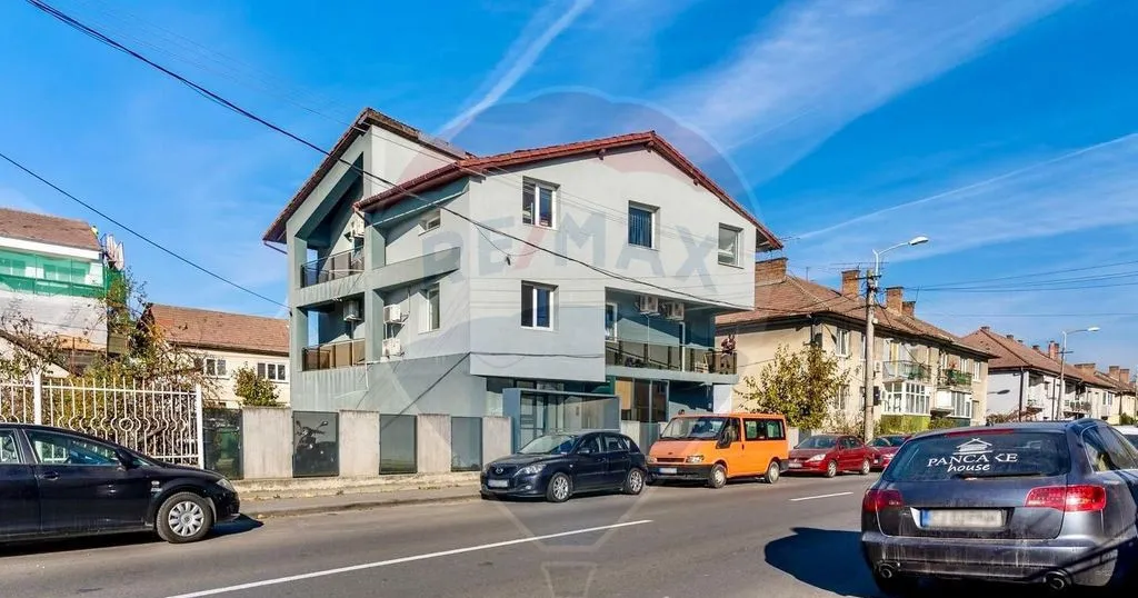 De vanzare Cladire de birouri zona Parcul Feroviarilor