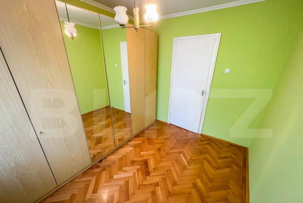 Apartament de vanzare 4 camere 87 mp2 Deva