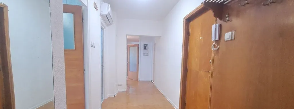 3 camere Decomandat Centrala proprie Parcare