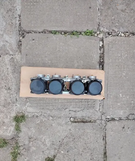 CARBURATOARE kawasaki z 600 / zx 600