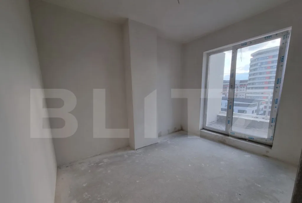 Baie cu geam 3 camere semifinisat 58mp zona bmw