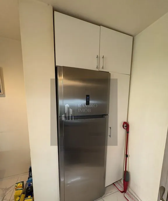 Apartament 3 camere Brancoveanu/centrala proprie etaj 1