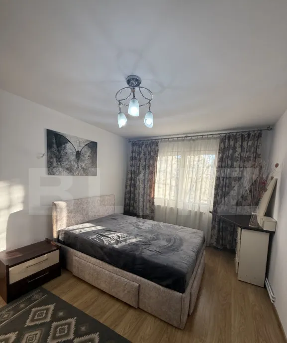 Apartament cu 3 camere decomandat 76 mp loc parcare subte