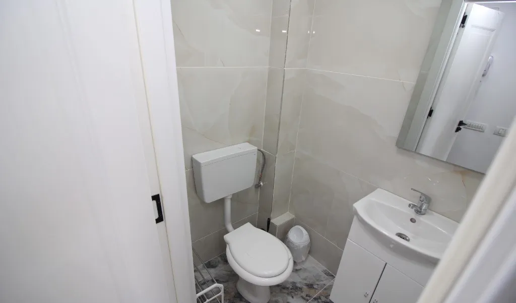 Titan metou 1 Decembrie 1918 5 minute garsoniera noua