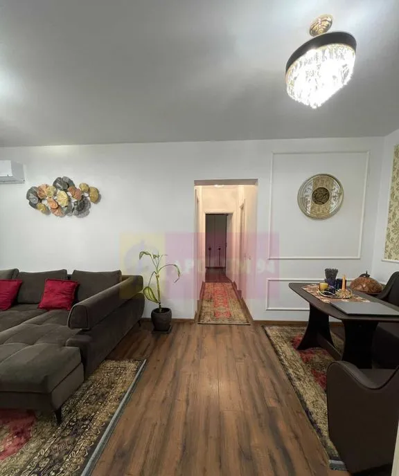 Apartament 3 camere de vanzare Hercesa