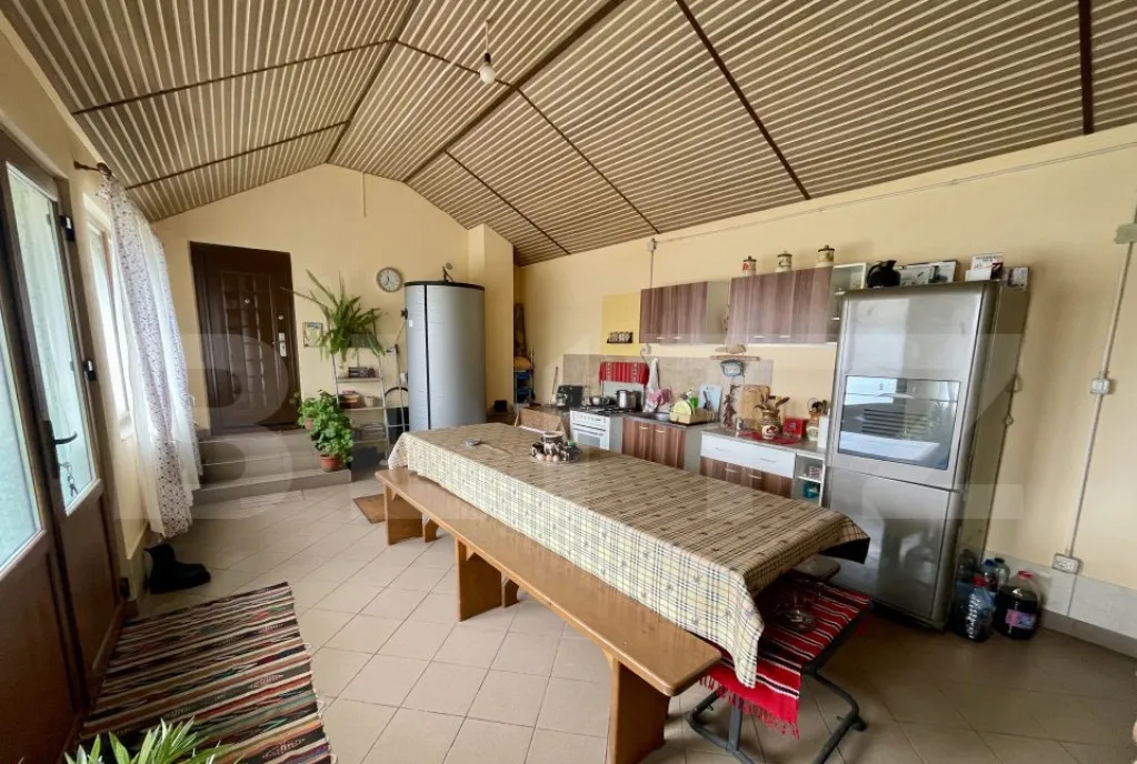 Casa individuala Teren 9 300 mp Finisata/Mobilata