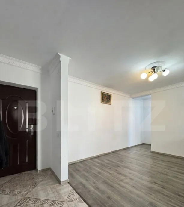 Apartament 2 camere 56 mp etaj 1 parcare orientare S V