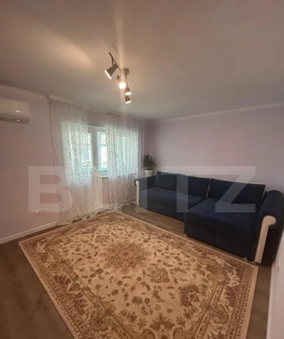 Apartament 3 camere decomandat 72 mp zona Soarelui