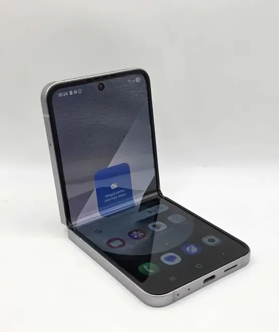 Samsung Z Flip 6