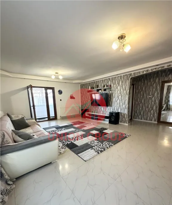 Casa P M Foarte Spatioasa 6 Camere Valu lui Traian