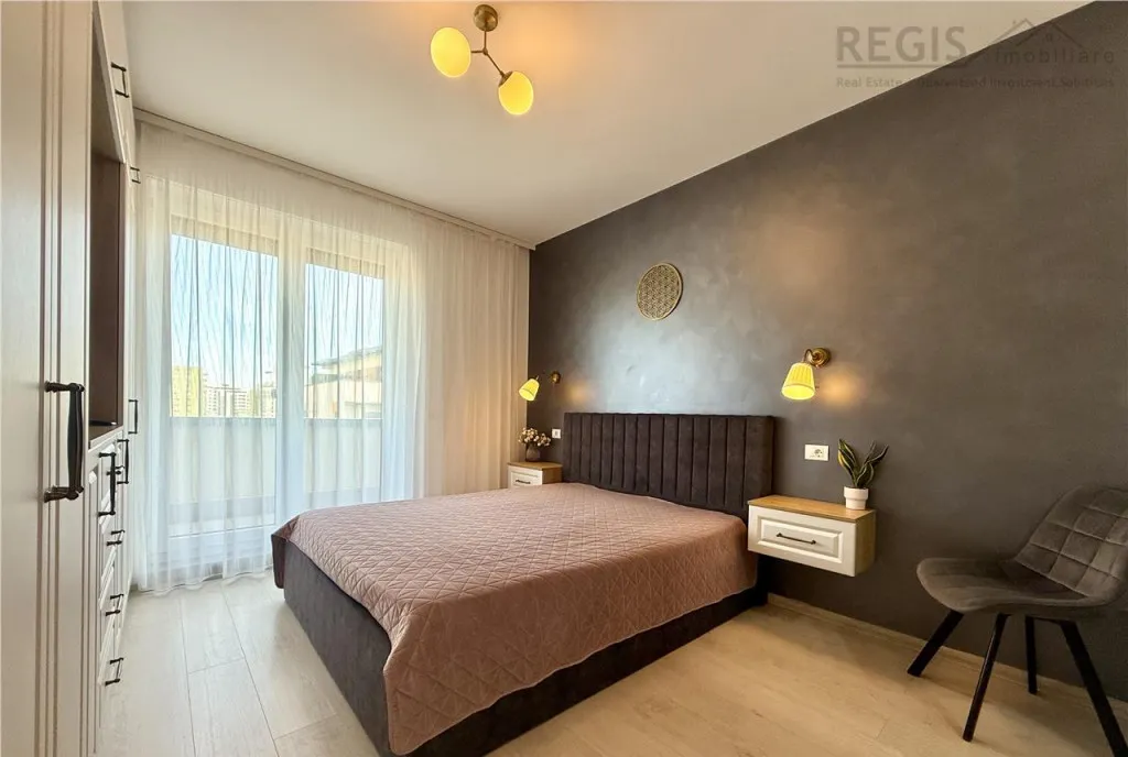 Apartament tip Penthouse 3 camere terasa 50mp - Coresi