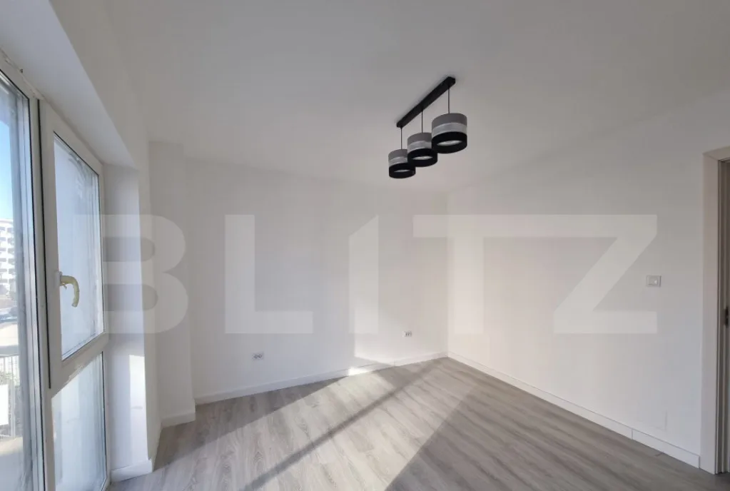 Apartament 3 camere 70 mp etaj intermediar zona Corneliu