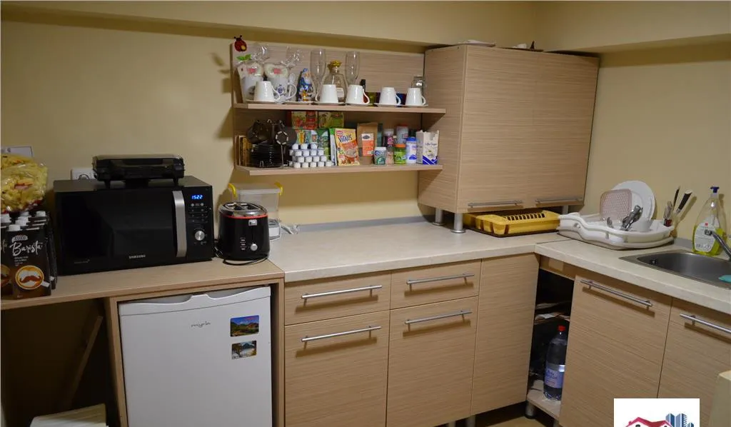 Spatiu pentru Birouri 2 Camere de Zona Centrala