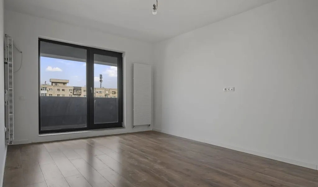 Militari Metrou Preciziei 2 Camere 65 4 mp Bloc Nou l