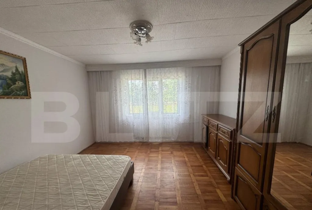 Apartament 3 camere parcare zona Penny Apahida