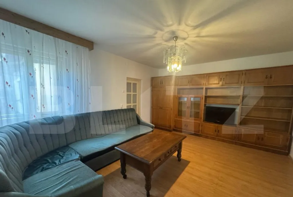 Apartament 3 camere parcare zona Penny Apahida