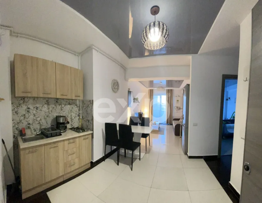 De vanzare apartament de lux 2 camere decomandate Mamaia