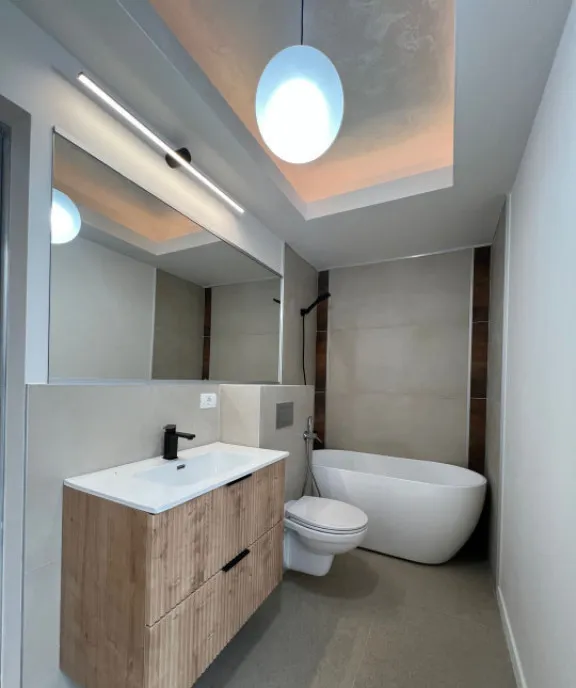 Casa P 1 situata in zona palazu mare