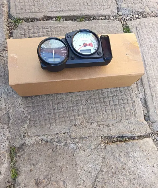 BORD suzuki gsxr 750 SRAD