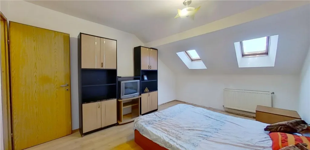 Rezidenta pe doua nivele cu 3 camere eficenta energetic G