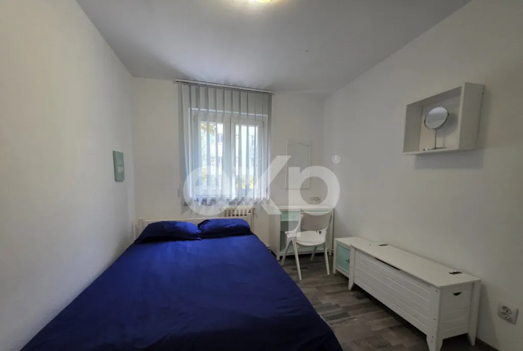 Apartament 3 camere str Mehedinti cart M