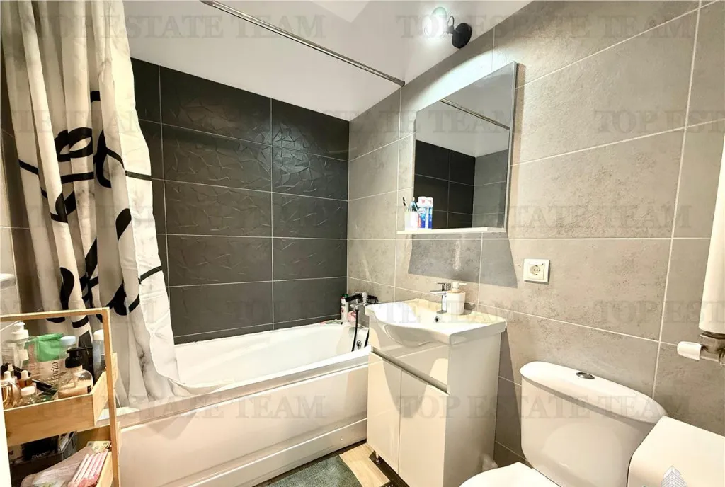 Apartament 3 camere 20mp terasa balcon parcare acoperi