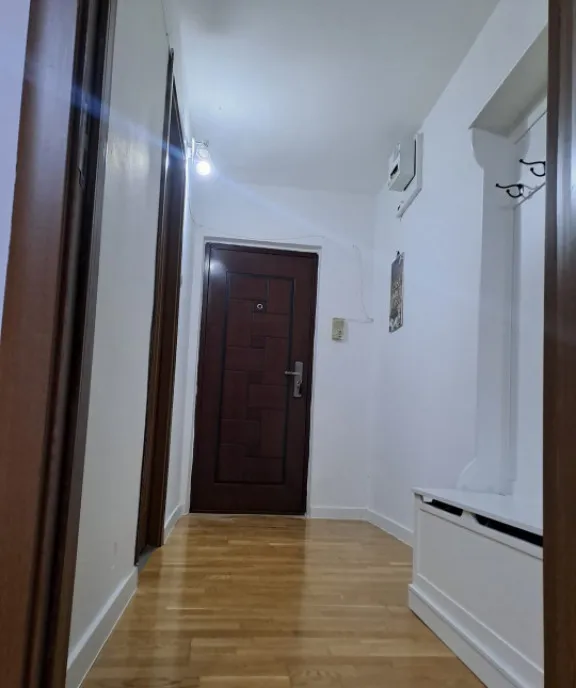 Apartament 2 camere 54 mp zona Craiovita Noua