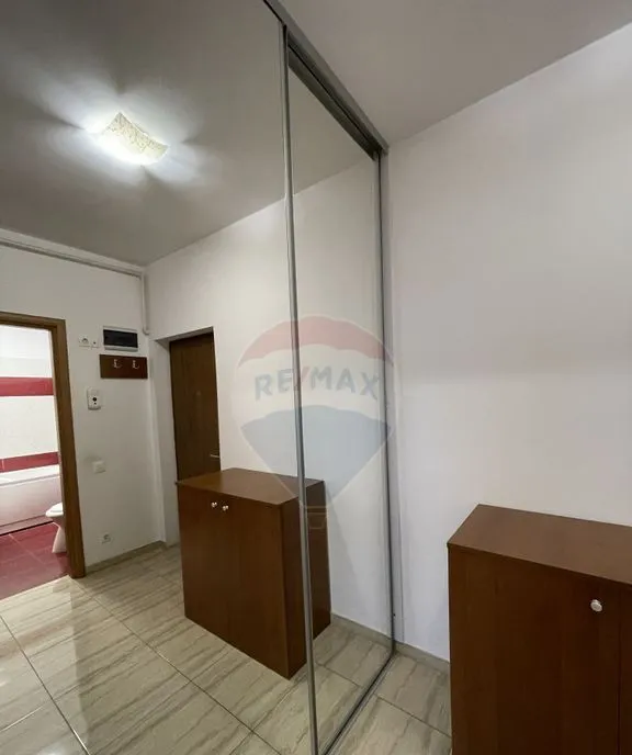 Garsoniera bloc 2018 Brancoveanu Tower aproape metrou