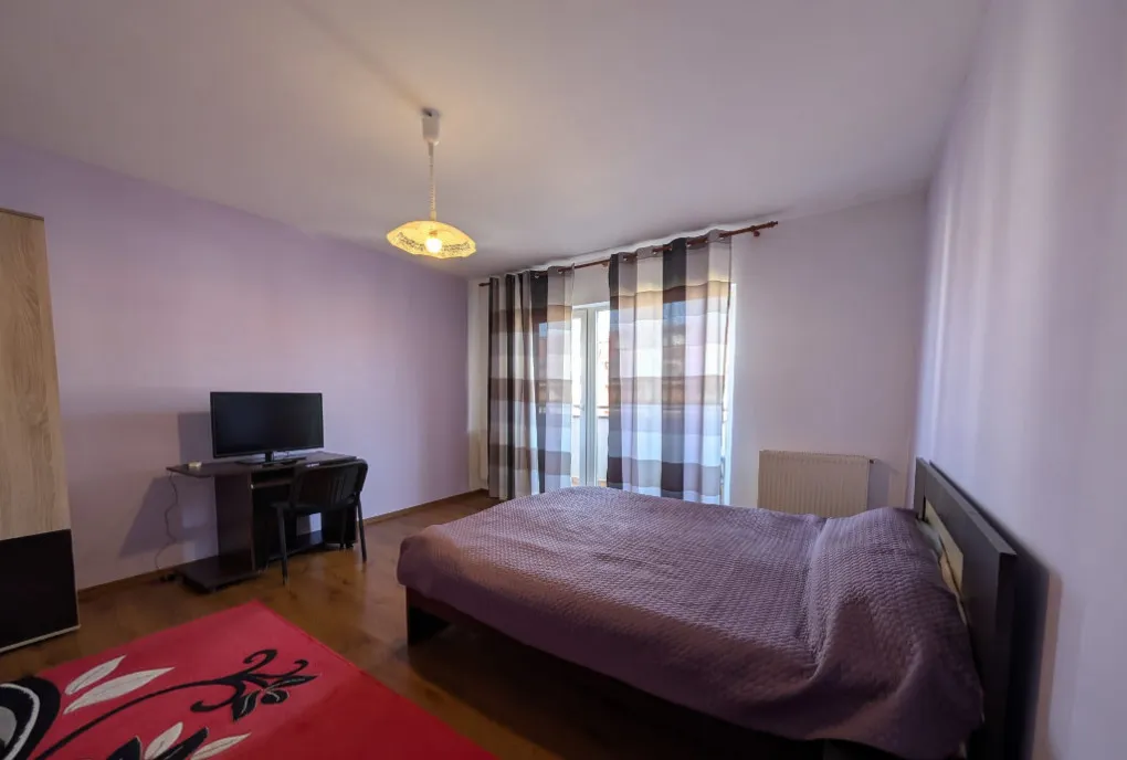 Apartament de o camera zona Eroilor/ Floresti